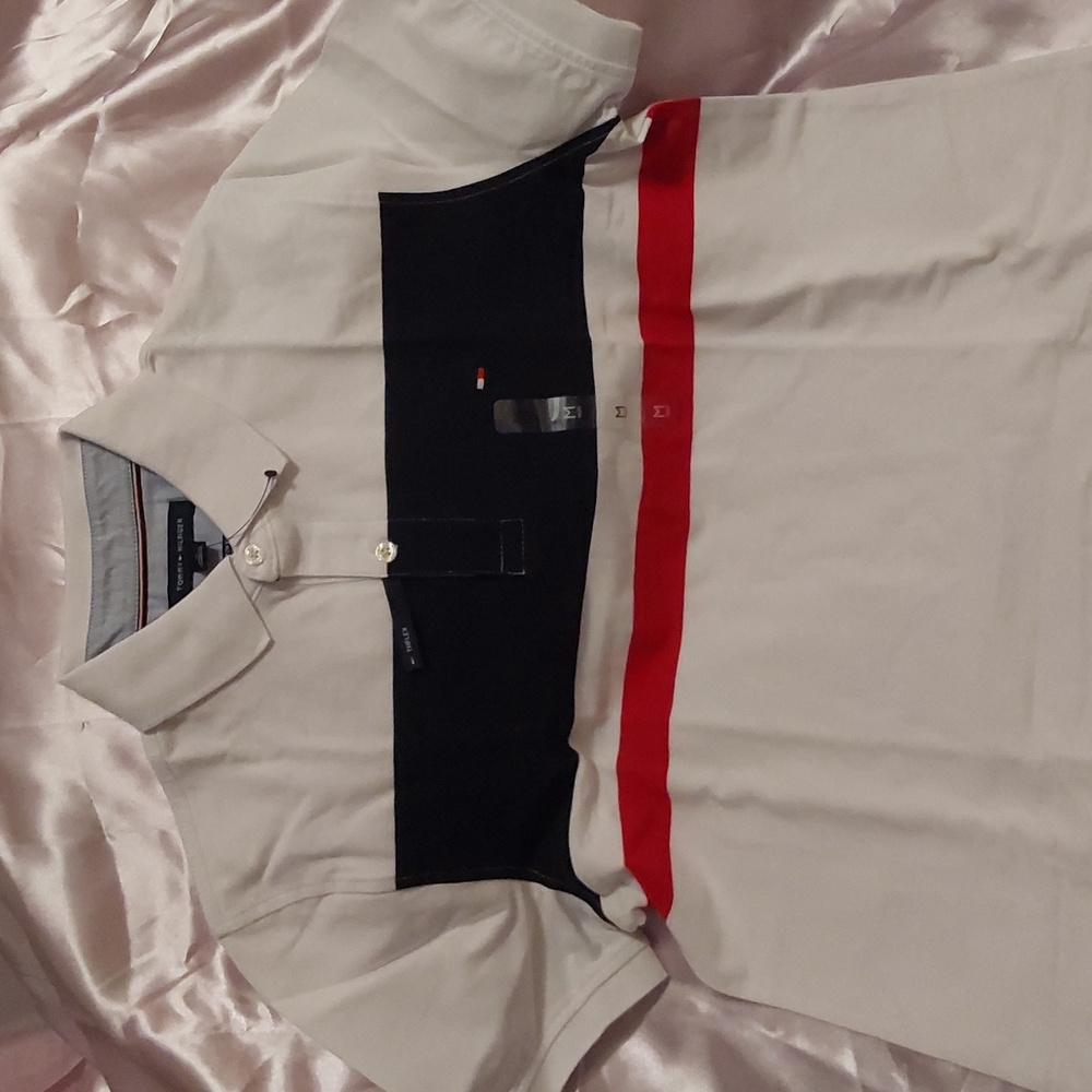 New Tommy Hilfiger men's shirt size medium